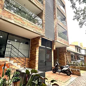  Apartamento Apto Moderno En Laureles Colombia